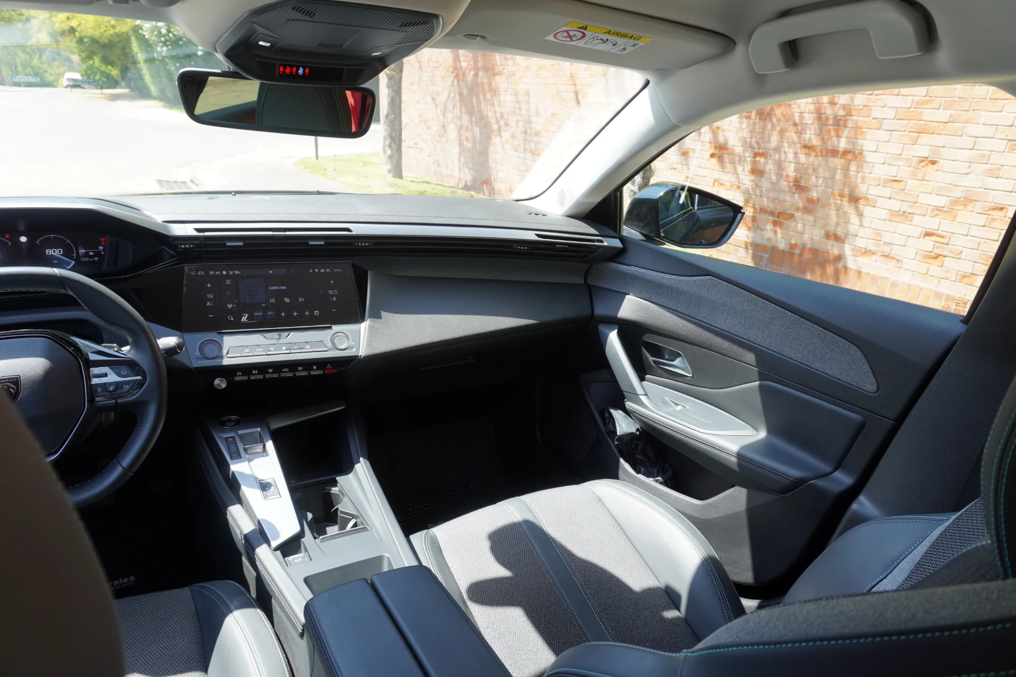 Peugeot 308 ALLURE PACK 1.5 BLUEHDI 130 EAT8 2025 — foto 15