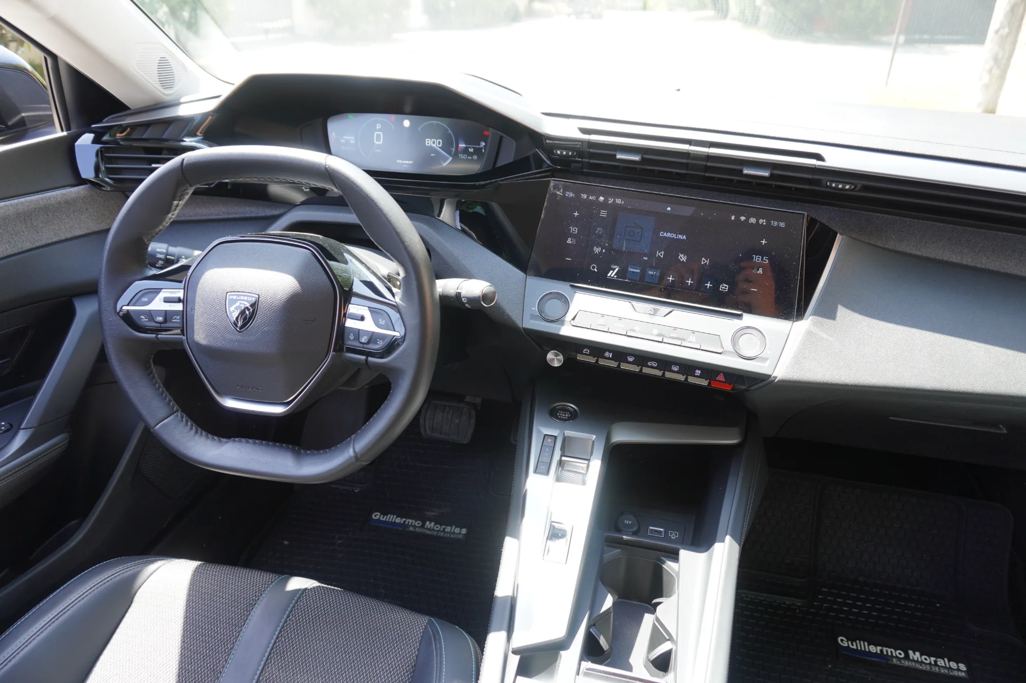 Peugeot 308 ALLURE PACK 1.5 BLUEHDI 130 EAT8 2025 — foto 22