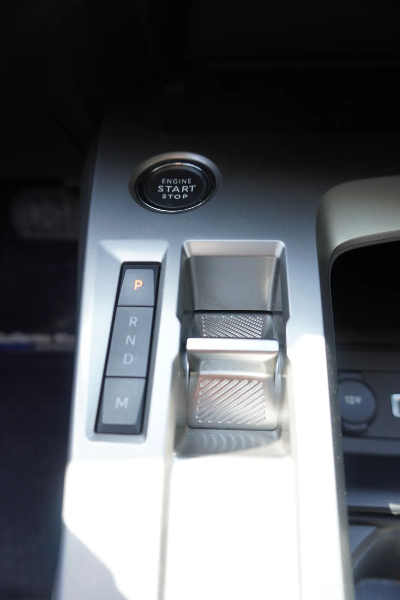 Peugeot 308 ALLURE PACK 1.5 BLUEHDI 130 EAT8 2025 — foto 24