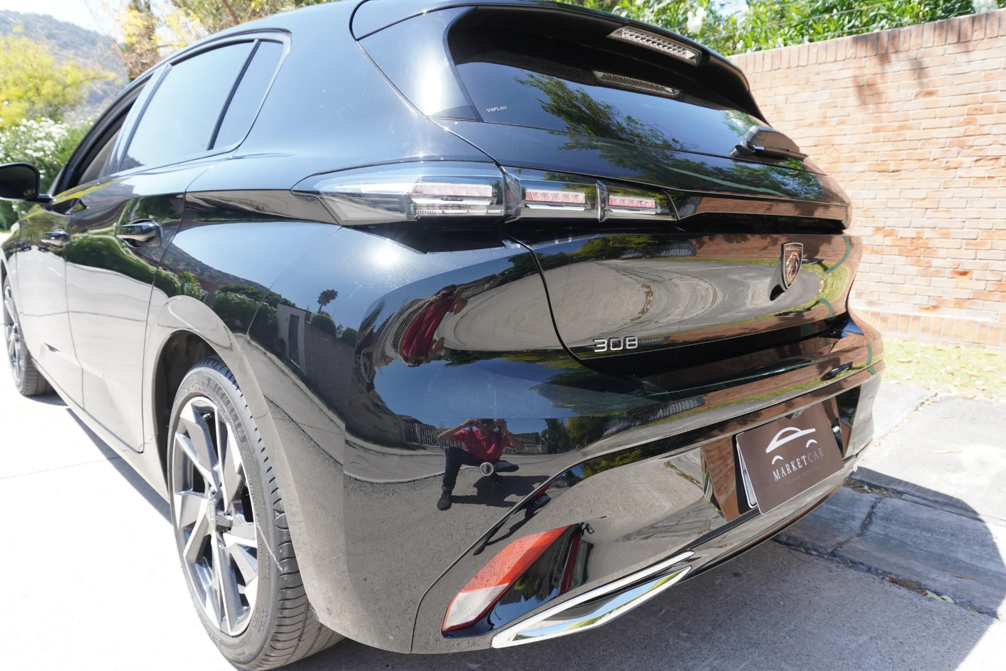 Peugeot 308 ALLURE PACK 1.5 BLUEHDI 130 EAT8 2025 — foto 32