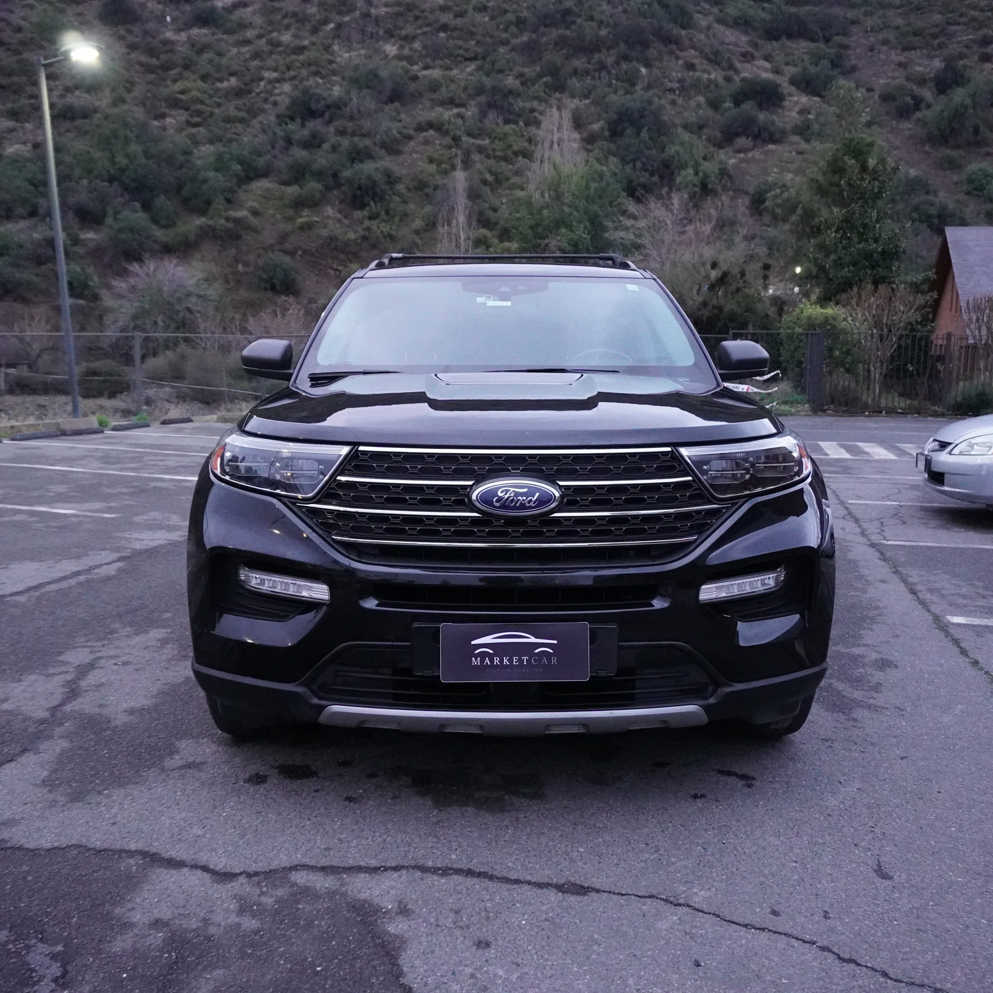 Ford Explorer XLT 4x4 2.3 Año 2023 — foto 2