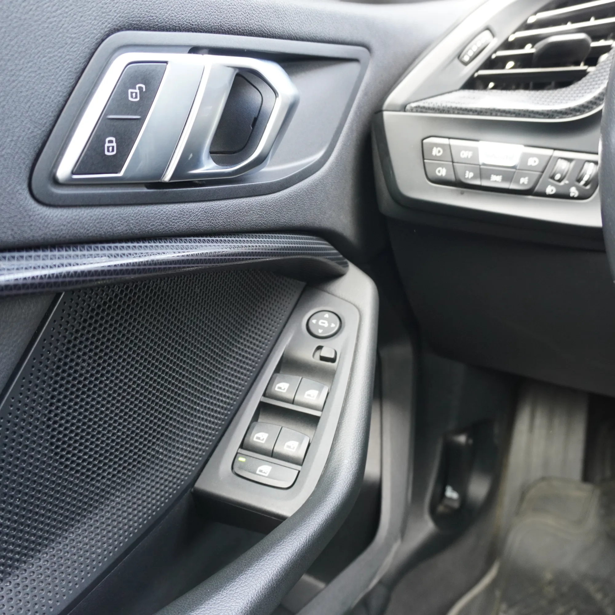 BMW 118 Diesel 2.0 Año 2022 — foto 24