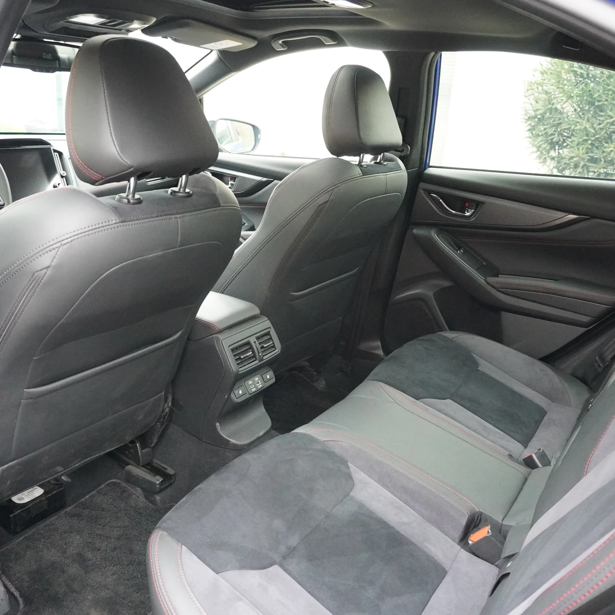 Subaru WRX STI Touring 2.4T — foto 18