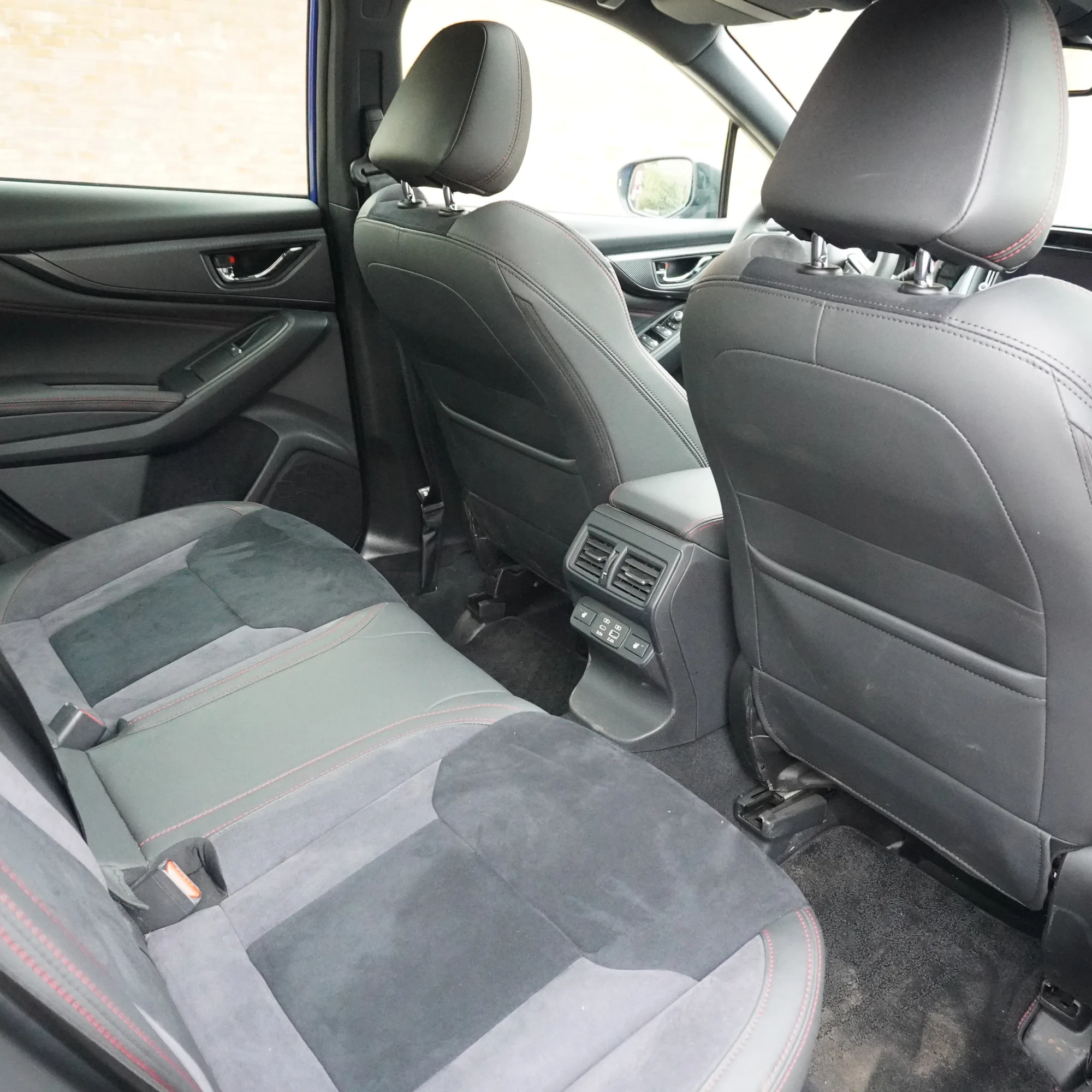 Subaru WRX STI Touring 2.4T — foto 19