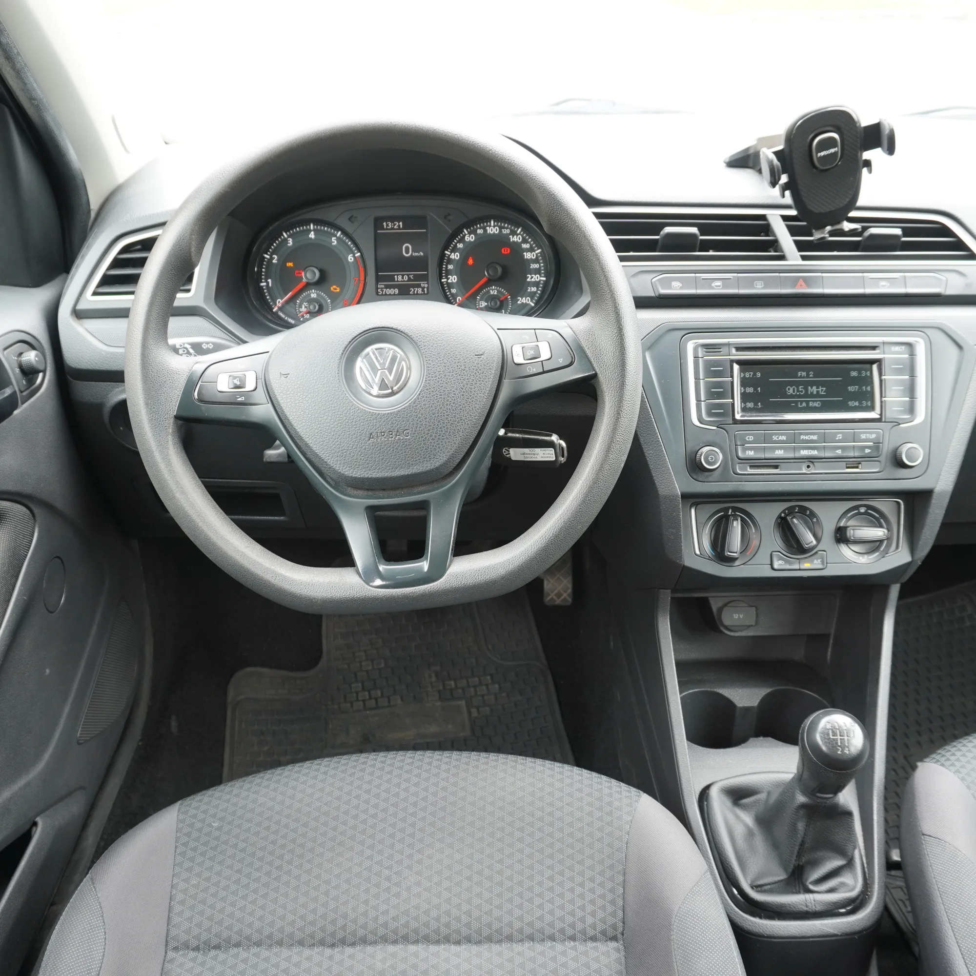 Volkswagen Gol 1.6 MT Año 2021 — foto 18