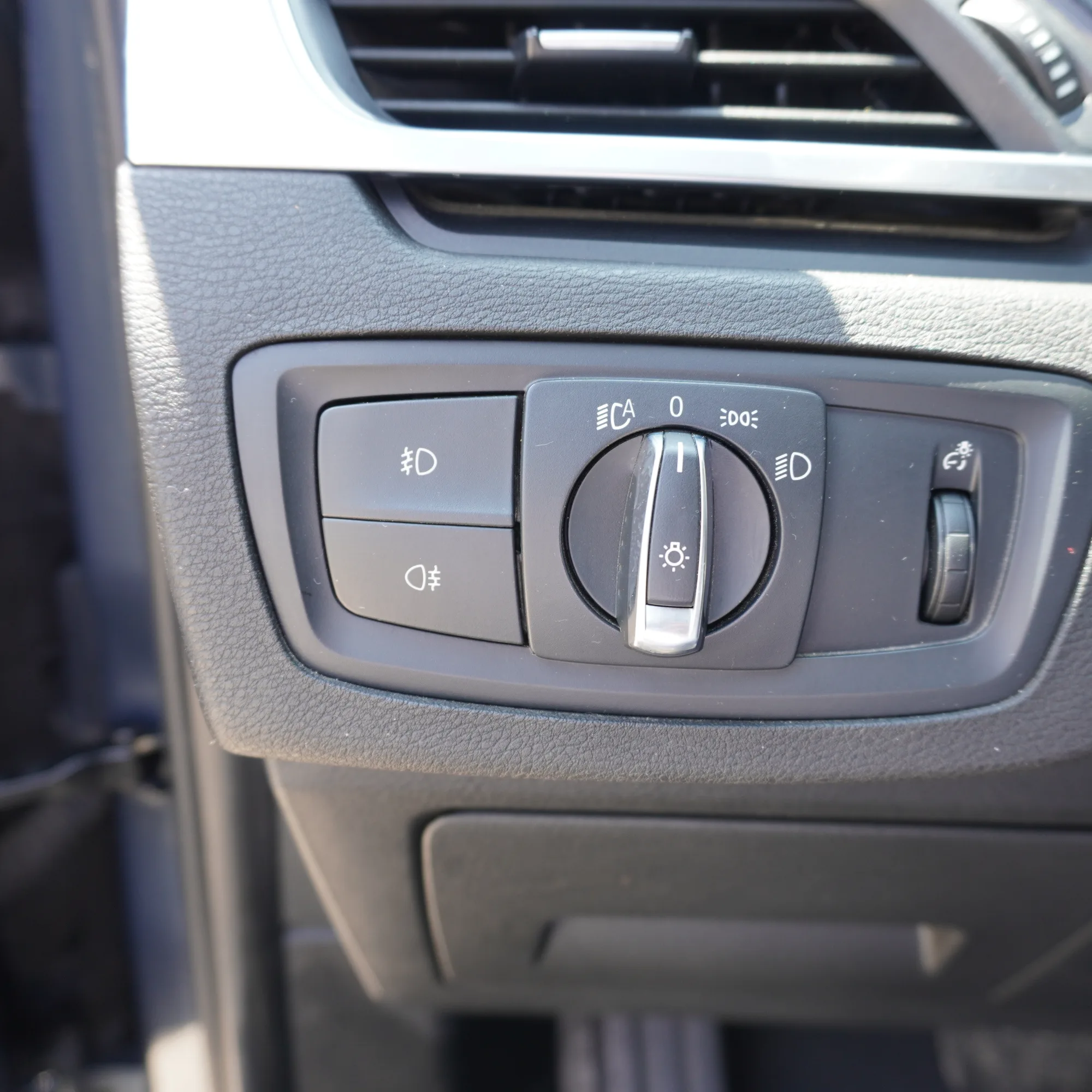 BMW X1 SDRIVE 2.0 URBAN Año 2018 — foto 23