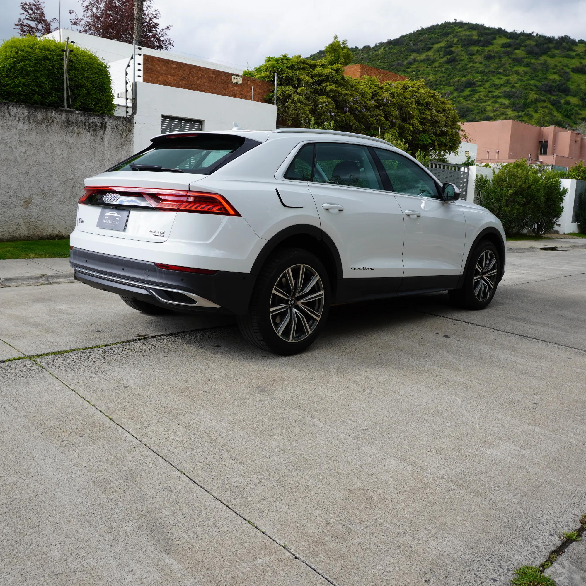 Audi Q8 45 TDI 3.0 Año 2022 — foto 5