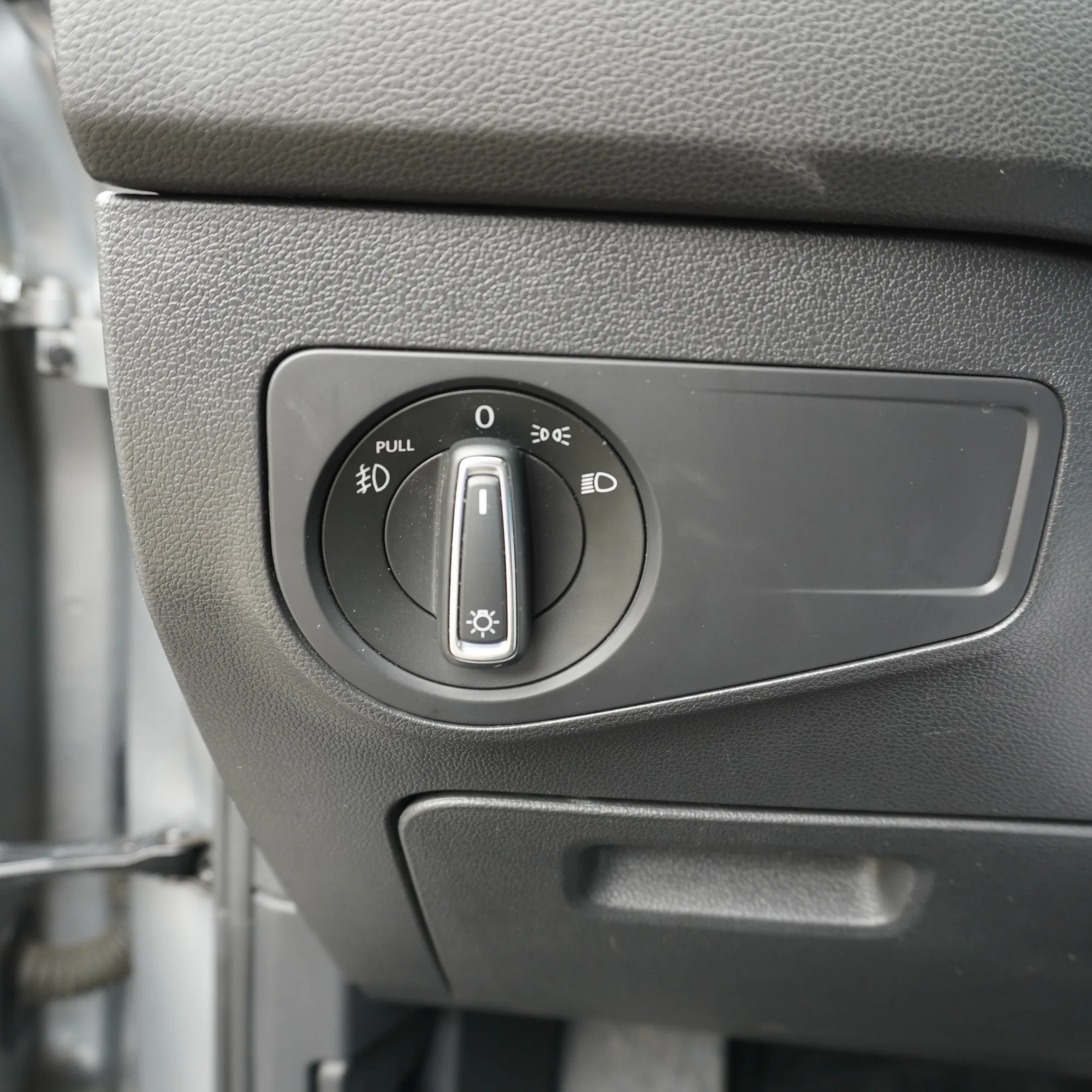 Volkswagen Tiguan 1.4 TSI Comfortline AT Año 2021 — foto 20