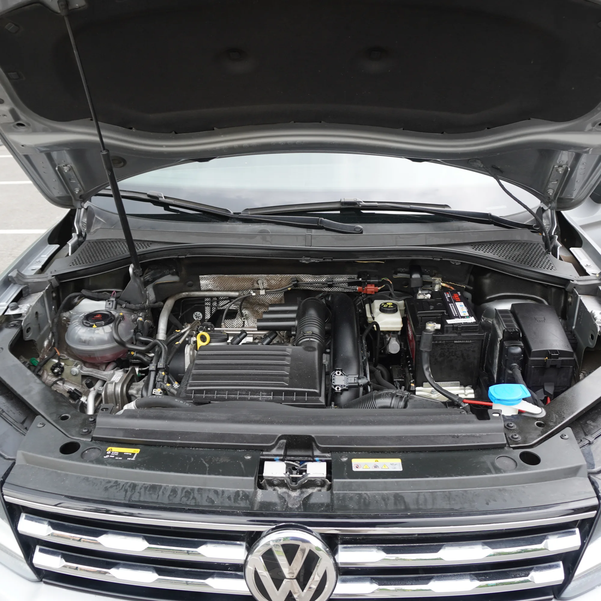 Volkswagen Tiguan 1.4 TSI Comfortline AT Año 2021 — foto 30