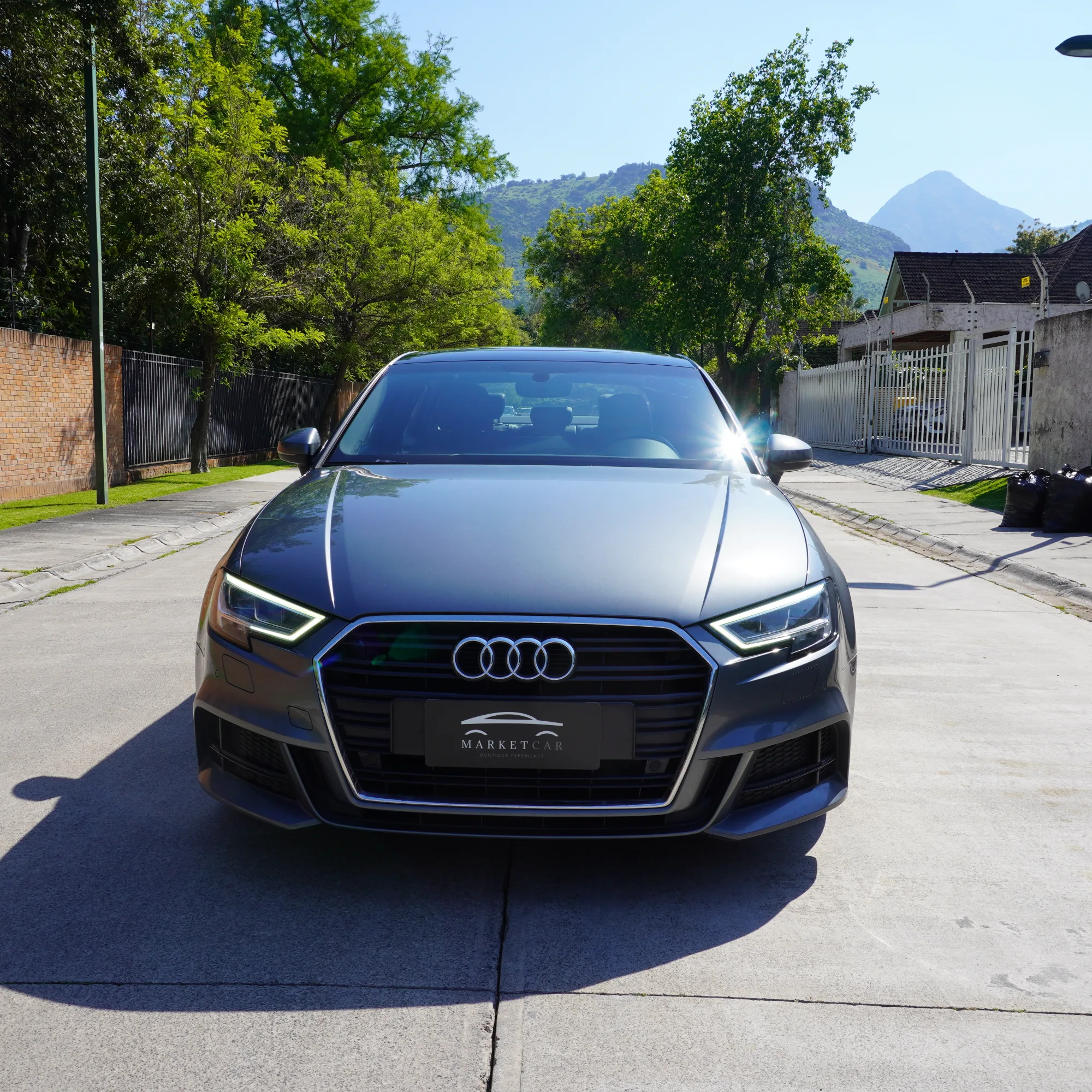 Audi A3 Otto 1.4 AT Año 2019 — foto 2