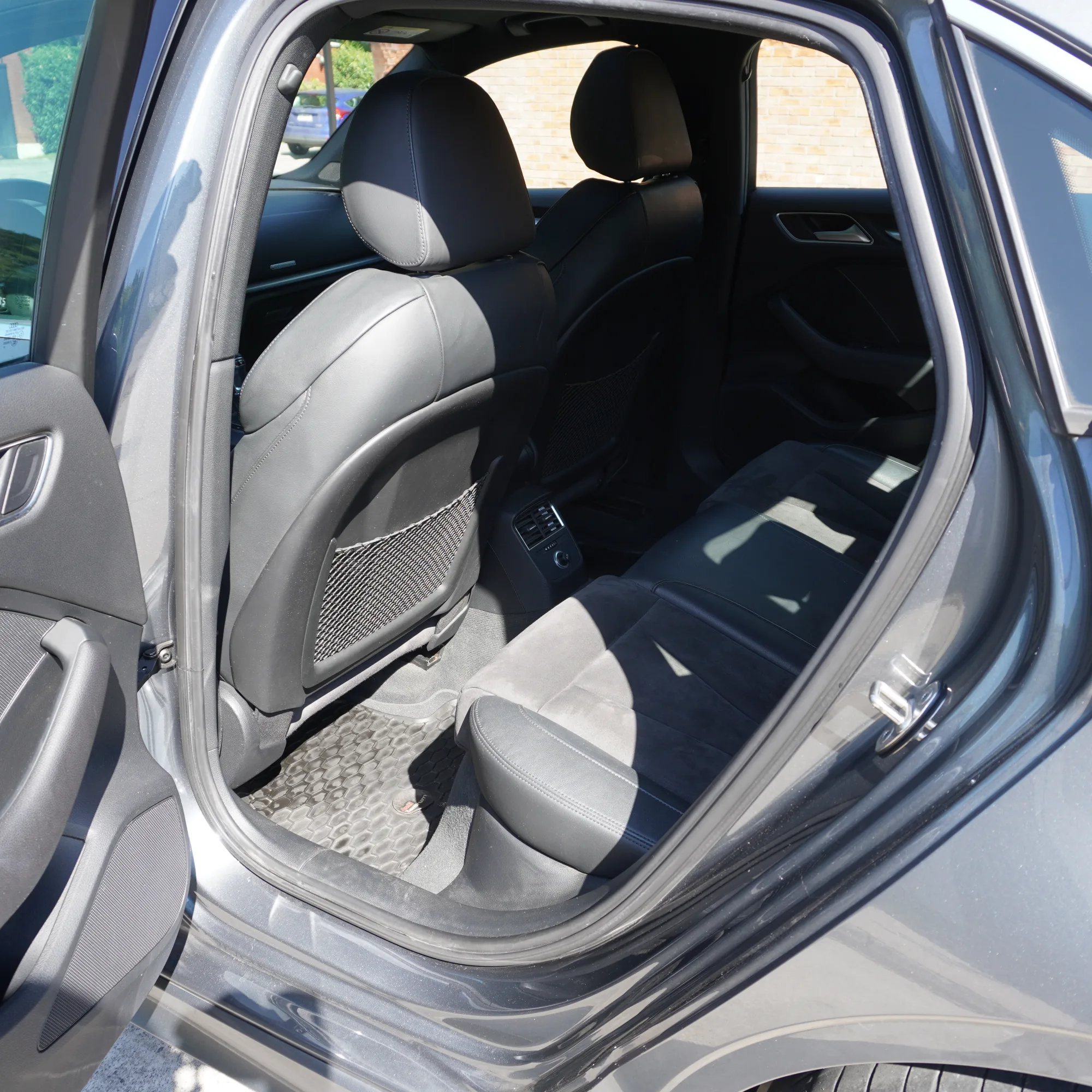 Audi A3 Otto 1.4 AT Año 2019 — foto 18