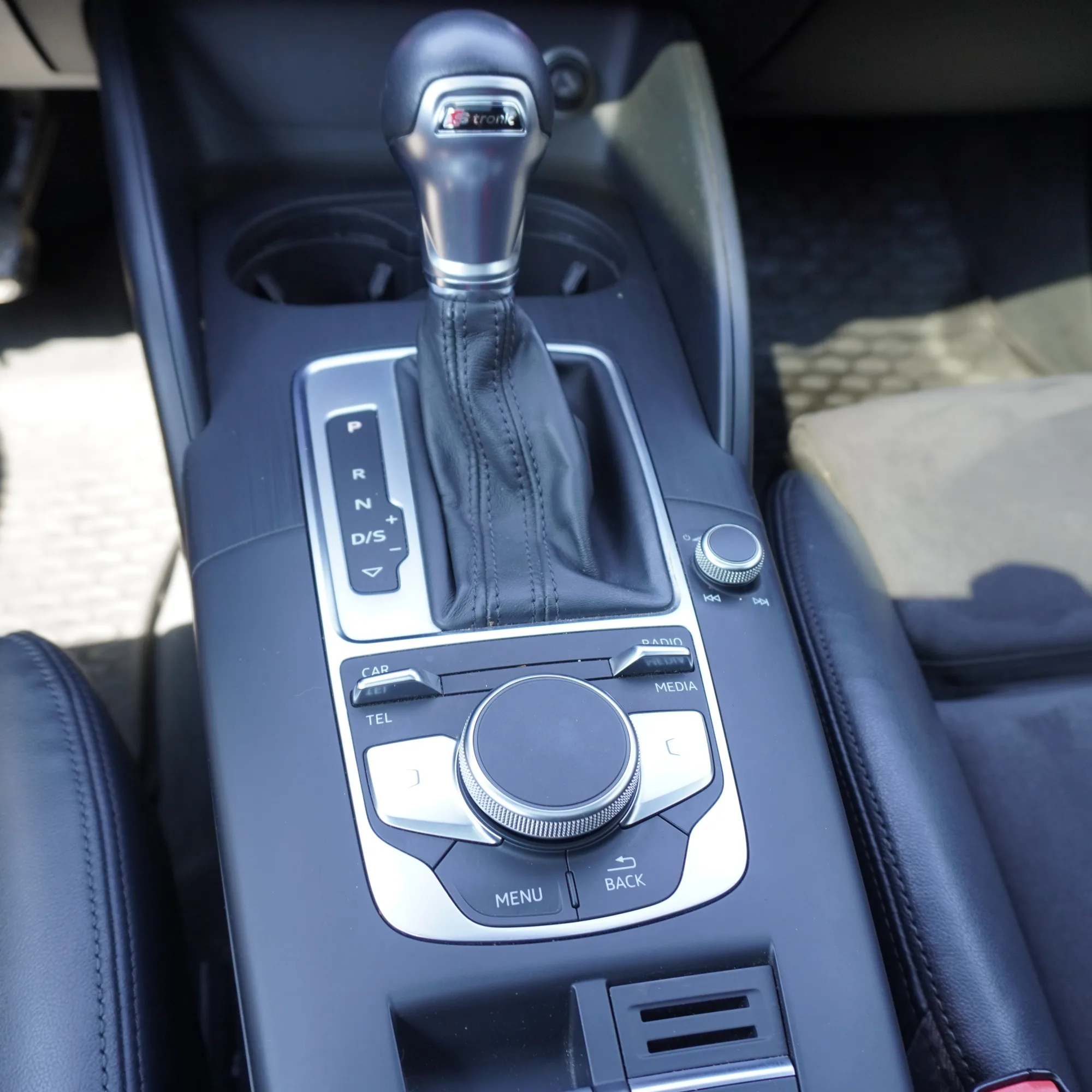 Audi A3 Otto 1.4 AT Año 2019 — foto 22