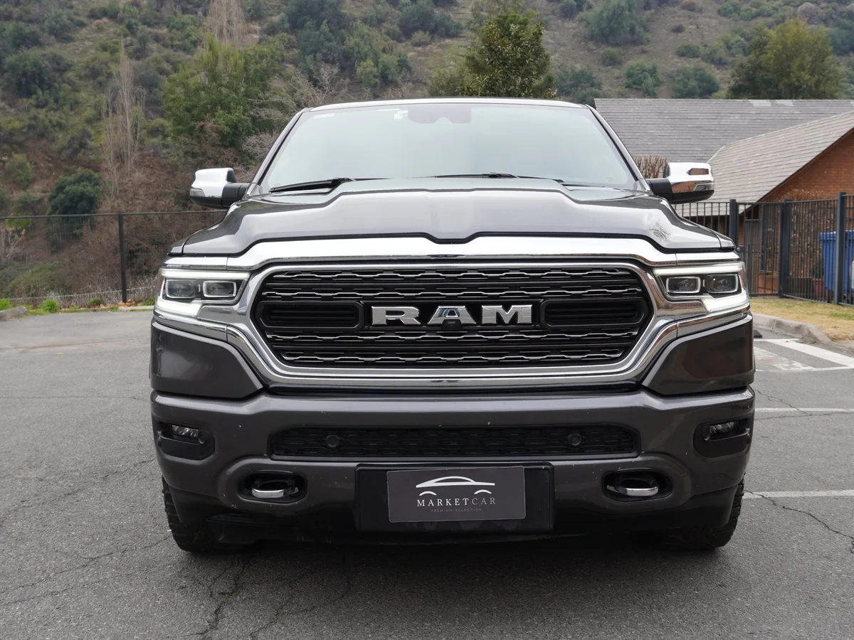 RAM 1500 Limited 4x4 5,7 V8 — foto 2