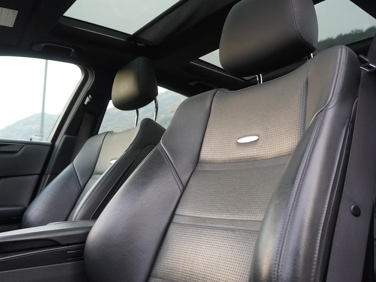 Mercedes Benz E63 AMG 6.2 — foto 38