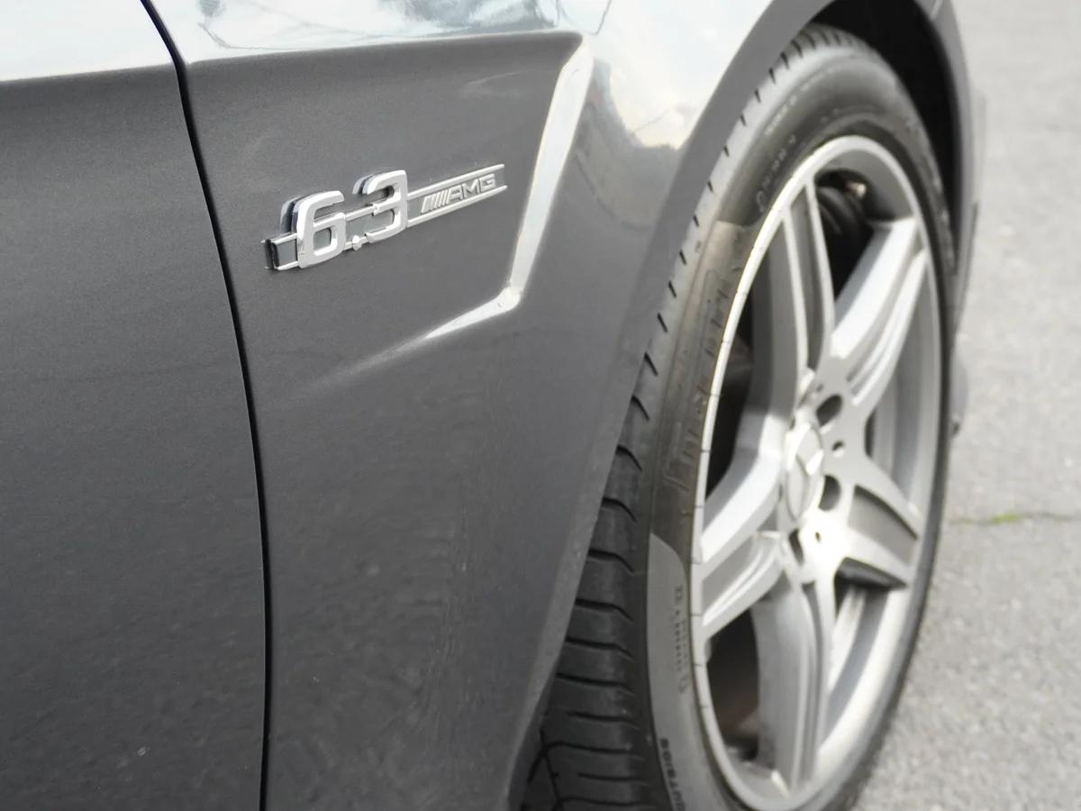 Mercedes Benz E63 AMG 6.2 — foto 18