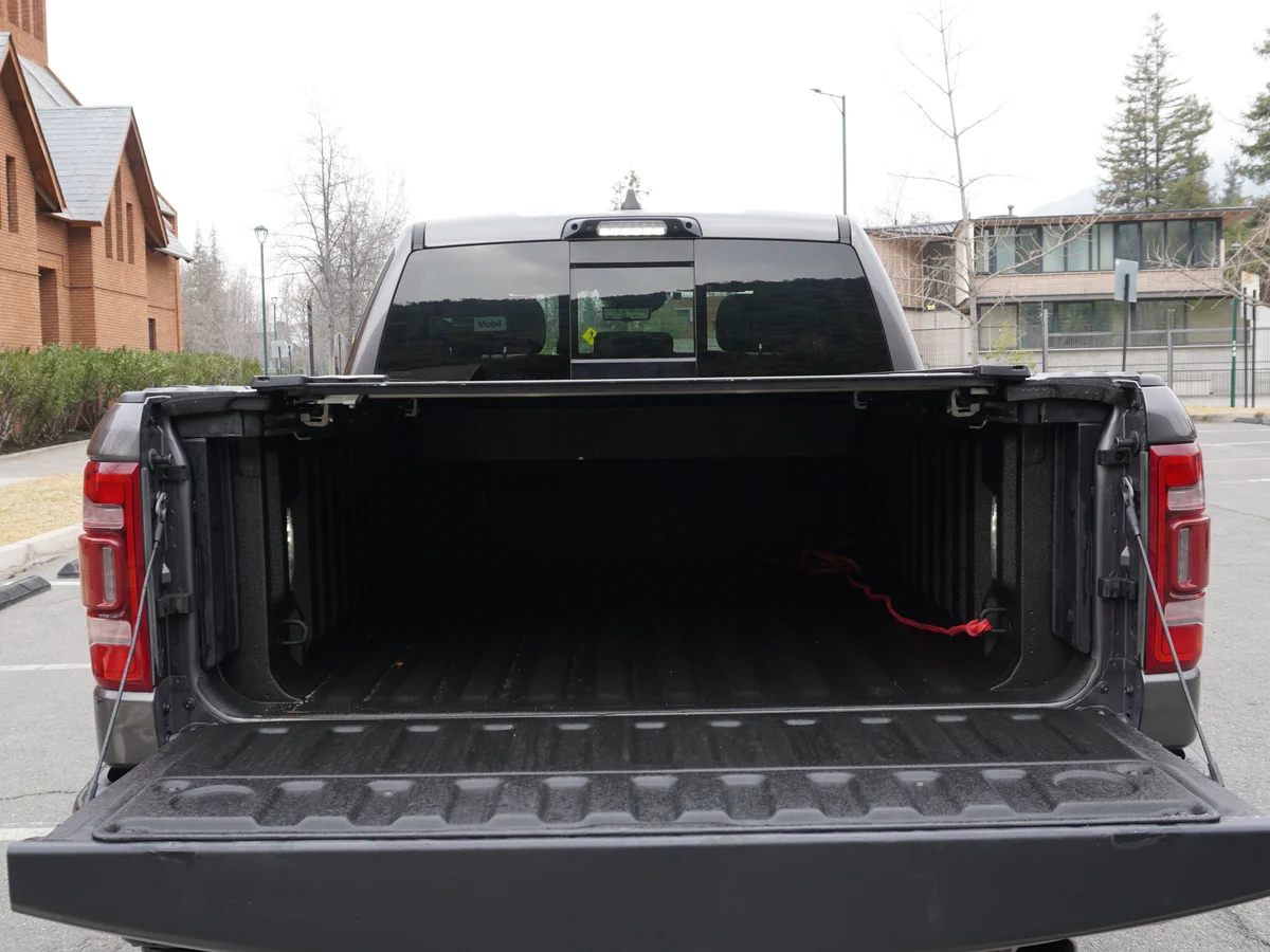 RAM 1500 Limited 4x4 5,7 V8 — foto 20