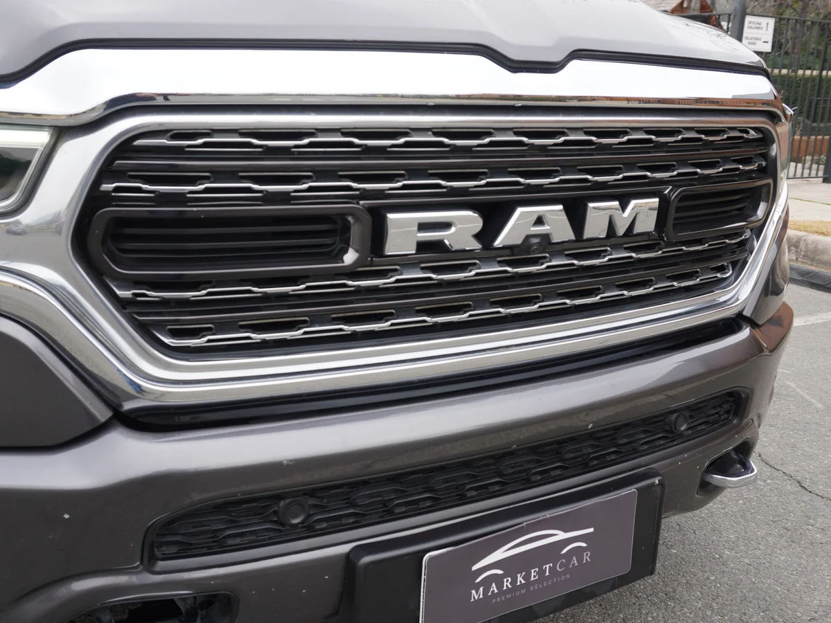 RAM 1500 Limited 4x4 5,7 V8 — foto 25